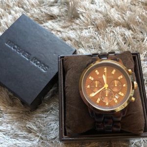Michael kors tortoise watch